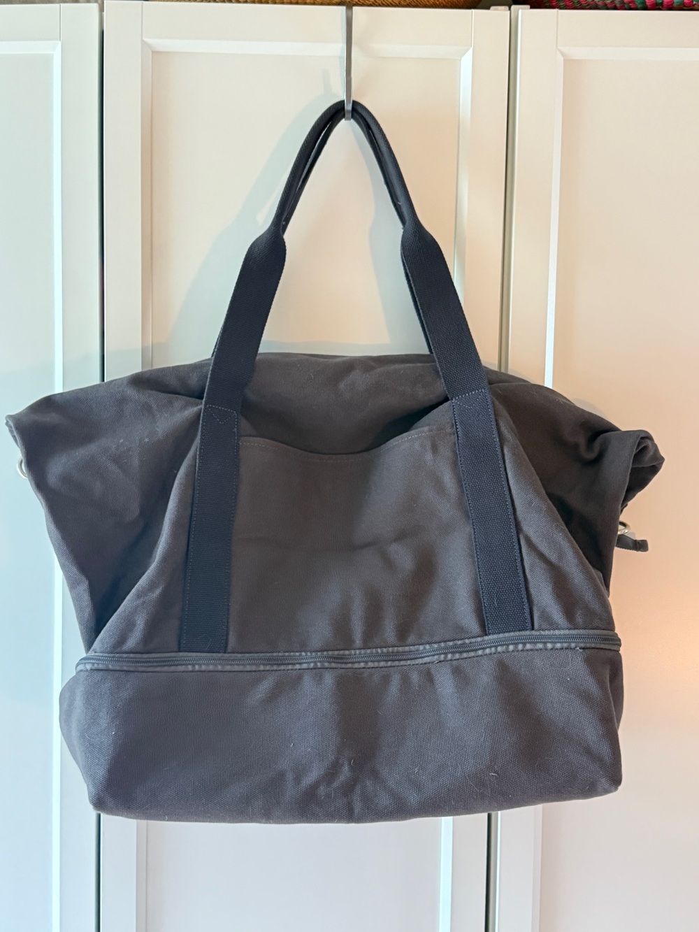 Lo & Sons Catalina Deluxe Weekender. Canvas.